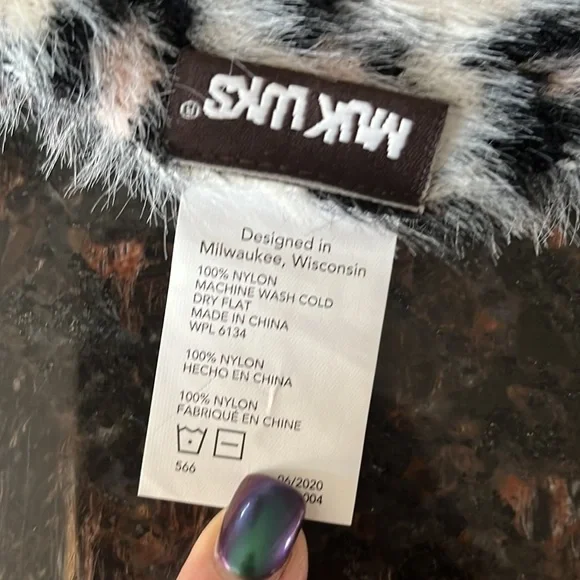 Muk Luks Women’s Leopard Print Neckwear Faux Fur Scarf OSFM - Picture 9 of 10